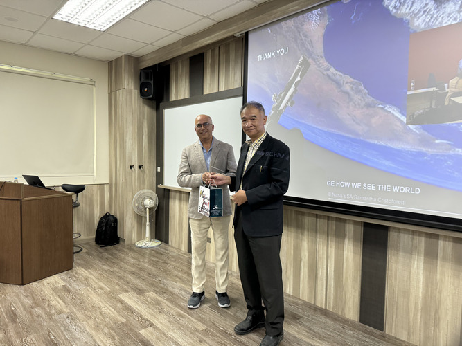 2024.5.24  Dr. Uttam K. Sinha (University of Southern California)來訪演講圖片
