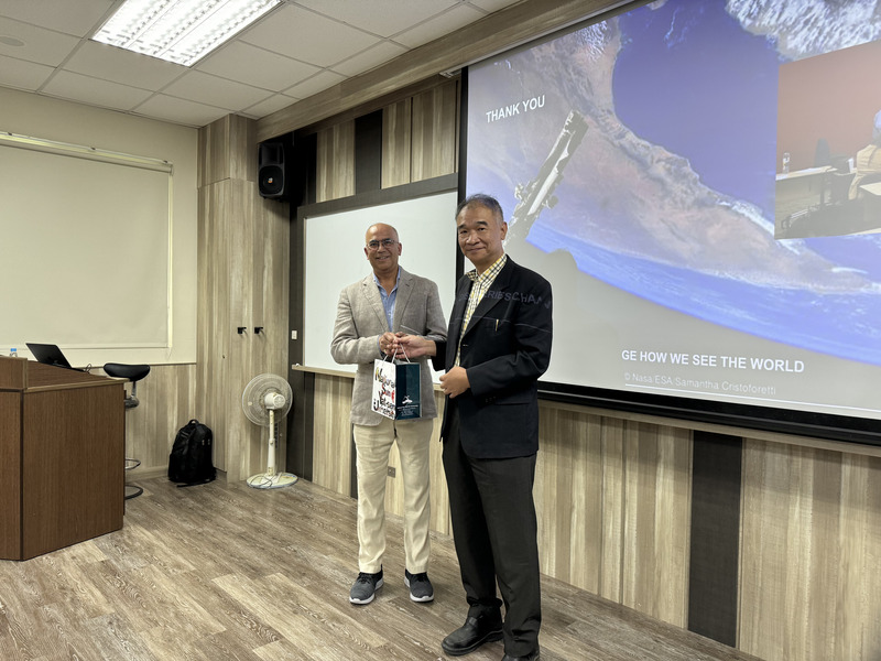 2024.5.24  Dr. Uttam K. Sinha (University of Southern California)來訪演講圖片