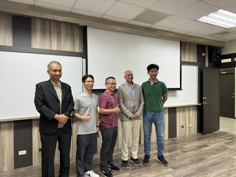 2024.5.24  Dr. Uttam K. Sinha (University of Southern California)來訪演講圖片