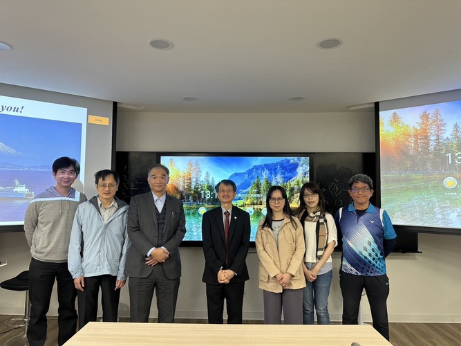 1140113 Distinguished Professor Meng-Che Yeh (University of Washington, USA) Visit and LectureImage